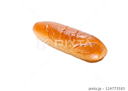 クリームをサンドした黒糖コッペパン【白背景・切り抜き】 124773583