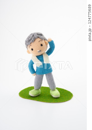 あみぐるみ人形　シニアライフイメージ 124775689