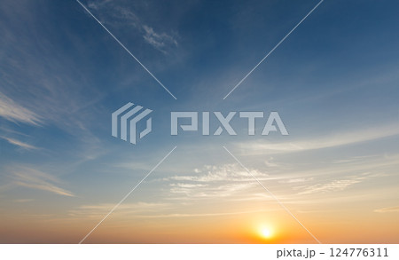 Sunset sky background Sunset sky background 124776311