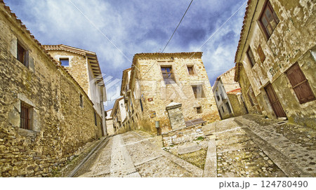 Street Scene, Tipycal Architecture, Old Town, Yanguas, Spain 124780490