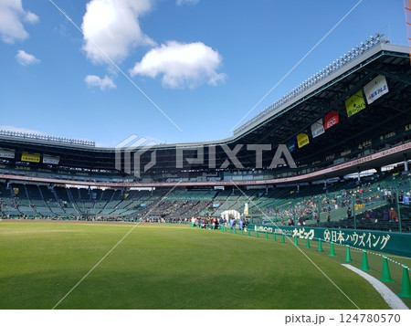 甲子園球場　阪神タイガース　イベント　兵庫県 124780570