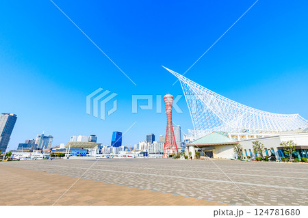 春の神戸港　兵庫県神戸市 124781680