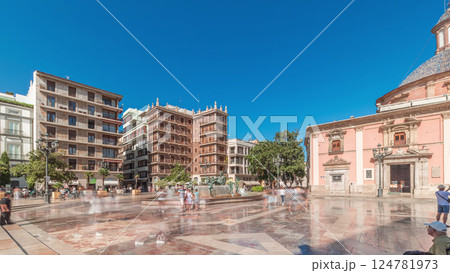 Panoramic timelapse of Valencia's Plaza de la Virgen. Spain 124781973
