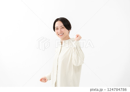 女性 笑顔 女性 笑顔 124784786