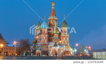 Red Square in winter day to night timelapse with Cathedral of St. Basil, Russia Red Square in winter day to night timelapse with Cathedral of St. Basil, Russia 124791640