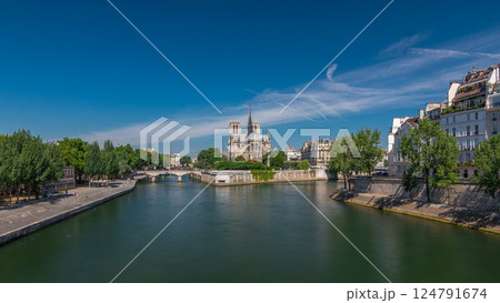 Seine and Notre Dame de Paris timelapse hyperlapse is the one of the most famous symbols of Paris Seine and Notre Dame de Paris timelapse hyperlapse is the one of the most famous symbols of Paris 124791674