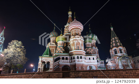 Back side of St. Basils cathedral timelapse hyperlapse in Moscow, Russia 124792039