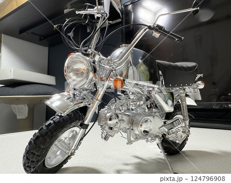 大型プラモデルを作ろう オートバイ 大型プラモデルを作ろう オートバイ 124796908