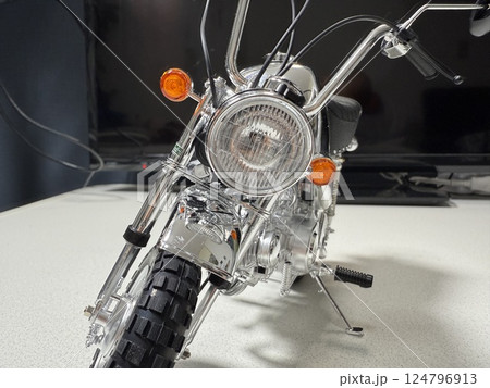 大型プラモデルを作ろう　オートバイ 124796913