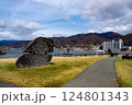 諏訪市湖畔公園の風景　春　長野県 124801343