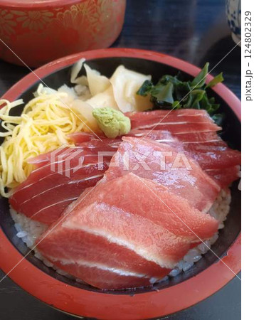 三崎マグロの丼 124802329