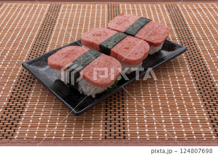 スパムむすび おむすび 寿司 スパムむすび おむすび 寿司 124807698