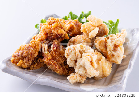 鶏の唐揚げ 124808229