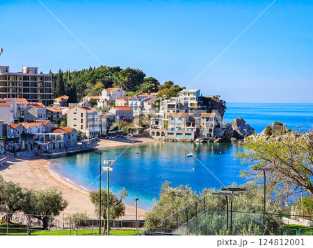 Pržno: Montenegro’s Peaceful Coastal Gem Pržno: Montenegro’s Peaceful Coastal Gem 124812001