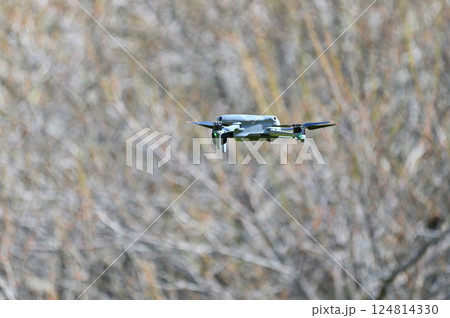 ドローン　空撮　撮影　映像撮影　写真撮影 124814330