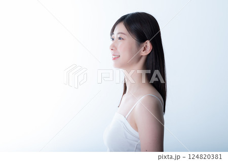 日本人女性のビューティーイメージ 124820381