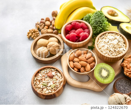 健康的なスナックのイメージ素材 124822670
