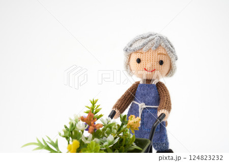 あみぐるみ人形 シニアライフイメージ あみぐるみ人形 シニアライフイメージ 124823232