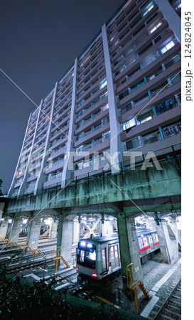 都営地下鉄車両基地と高層公営住宅 都営地下鉄車両基地と高層公営住宅 124824045