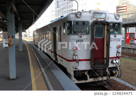 ［sh］道南いさりび鉄道キハ40白色-禊（木古内⇔五稜郭-函館） 124824475