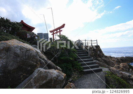 高知県土佐清水市　竜宮神社周辺の風景 124826995