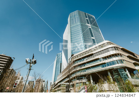 東京再開発 見上げる高層ビルの風景 高輪ゲートウェイ 2025.03　d-5 フィルム調 124834847