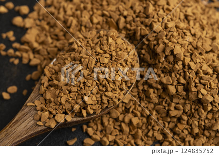 インスタントコーヒー　コーヒー粉末 124835752