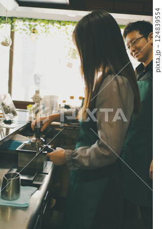 coffee shop coffee shop 124839554