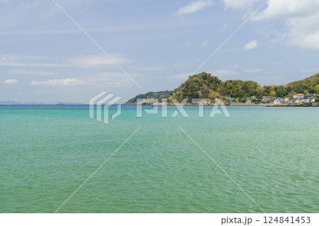 【千葉県南房総市】富浦湾と法華崎遊歩道 【千葉県南房総市】富浦湾と法華崎遊歩道 124841453