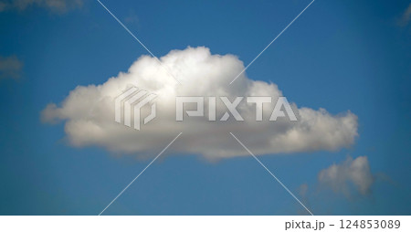 Sky with beautiful cumulus clouds conveying volume and distance 124853089