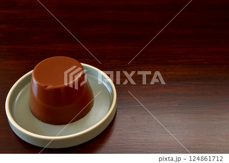 手作りチョコレートプリン 124861712