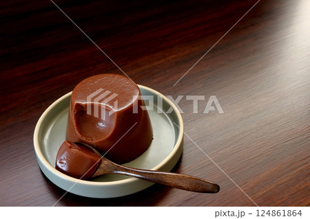 手作りチョコレートプリン 124861864