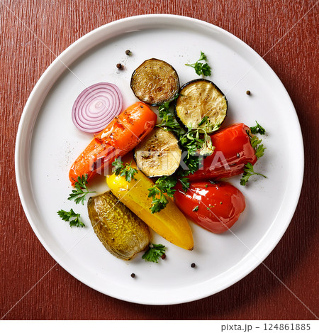 野菜のソテー 124861885