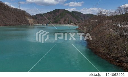 美和湖・美和ダム(空撮) - 長野県伊那市,日本 美和湖・美和ダム(空撮) - 長野県伊那市,日本 124862401