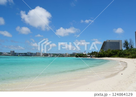 イーパオ・ビーチの風景 グアム イーパオ・ビーチの風景 グアム 124864129
