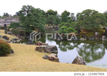 二の丸庭園(特別名勝・二条城・京都市) 二の丸庭園(特別名勝・二条城・京都市) 124867908