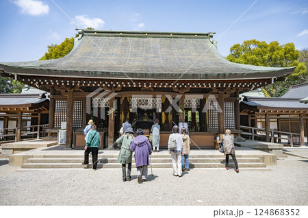 大宮氷川神社拝殿 大宮氷川神社拝殿 124868352