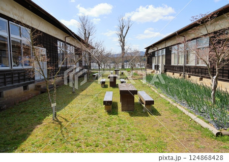 【奈良カエデの郷 ひらら(旧宇太小学校) / 奈良県宇陀市】 【奈良カエデの郷 ひらら(旧宇太小学校) / 奈良県宇陀市】 124868428