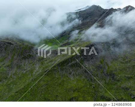Aerial view of beautiful high altitude grassland mountain landscape 124868908