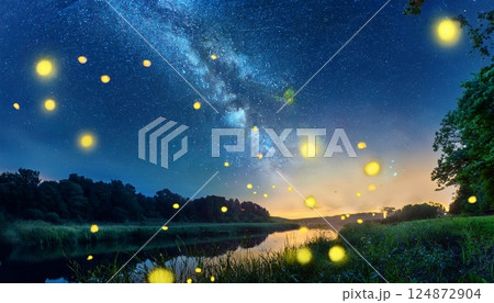 満天の星空の夜に川辺を飛ぶ無数のホタルの光の3Dイラスト 124872904