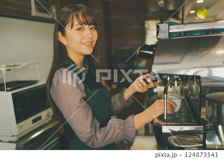 coffee shop coffee shop 124873541
