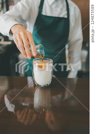 coffee shop coffee shop 124873589
