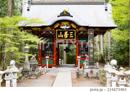 秩父 三峯神社(随身門) 秩父 三峯神社(随身門) 124873965
