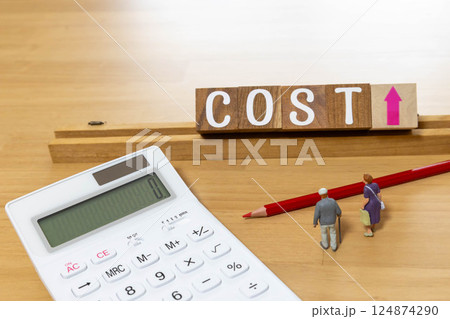 文字ブロック COST 諸物価高騰 文字ブロック COST 諸物価高騰 124874290