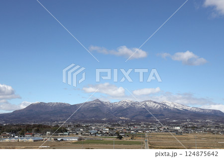 青空の赤城山 124875642