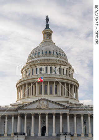 The iconic United States Capitol building, an emblem of American democracy The iconic United States Capitol building, an emblem of American democracy 124877009