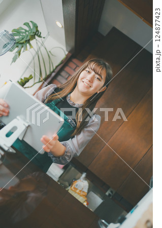 coffee shop coffee shop 124877423