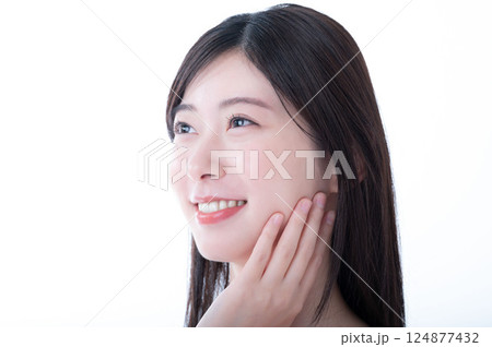 日本人女性のビューティーイメージ 124877432