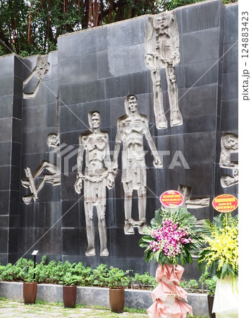 ベトナム ハノイ ホアロー収容所 124883423