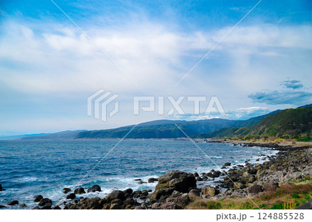 室戸岬の海岸線と雄大な海｜自然が織りなす高知の絶景 124885528